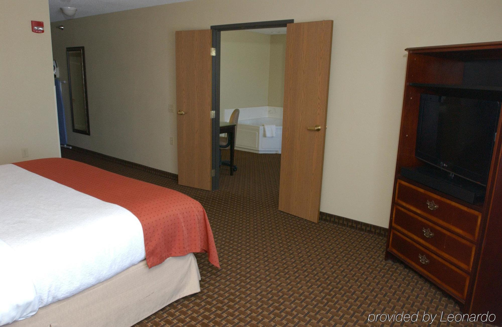 Holiday Inn Hotel & Suites Owatonna Ngoại thất bức ảnh